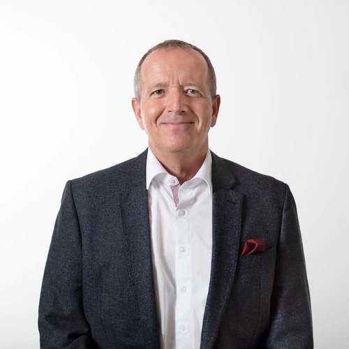 Portraitfoto von Hans Ulrich Siber