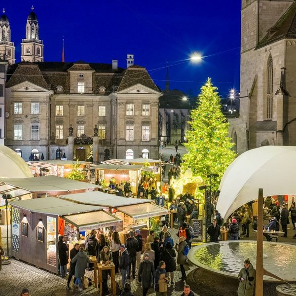 Weihnachtsmarkts Münsterhof Zürich.
