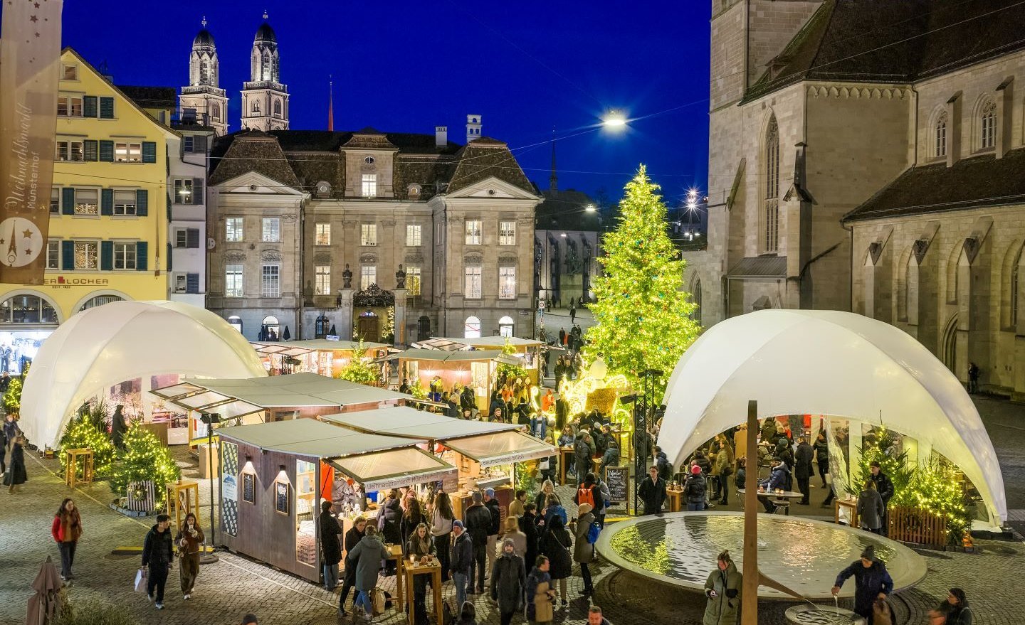 Weihnachtsmarkts Münsterhof Zürich.