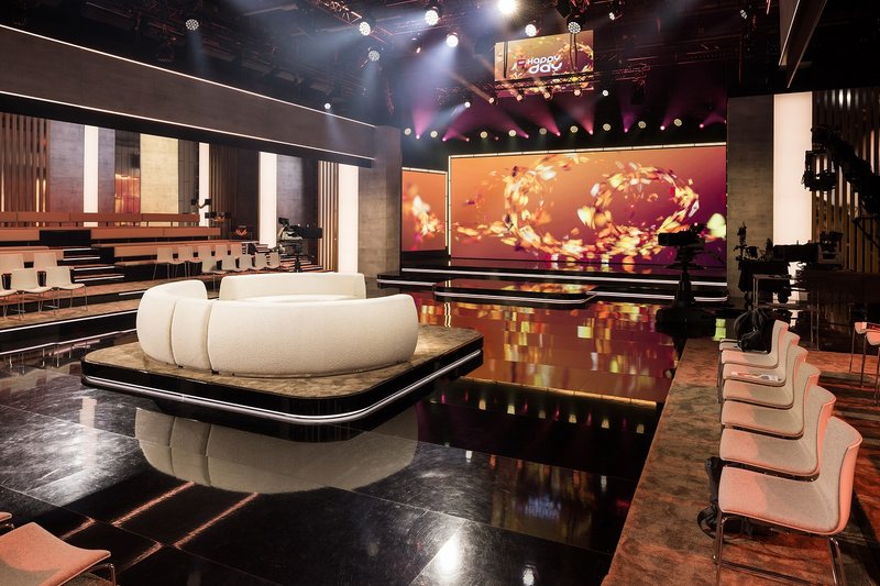 Individuelle Leuchtkästen und textile Akzente im SRF-«Happy Day»-Studio. Bildquelle: SRF