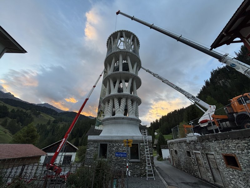 Der Weisse Turm erhält sein "Winterkleid"